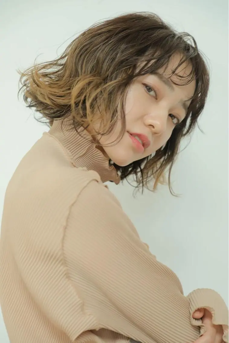 マツエク・マツパ 谷 なづきのヘアスタイル