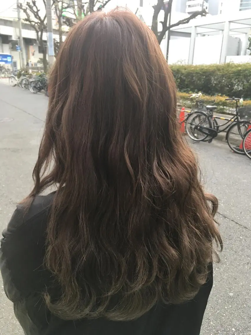 セミロング カラー 髪質改善 中川　翔のヘアスタイル
