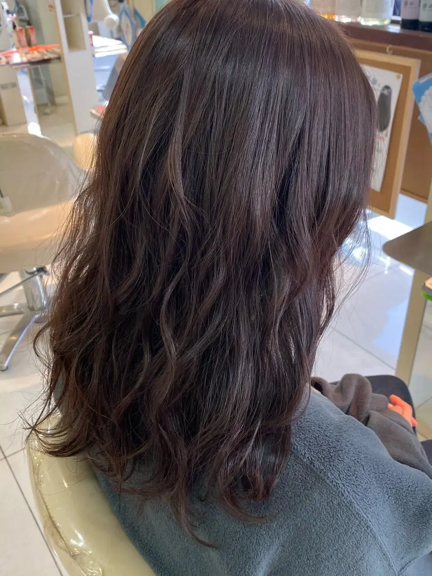 ミディアム カラー ヘアアレンジ 廣野 愛香のヘアスタイル