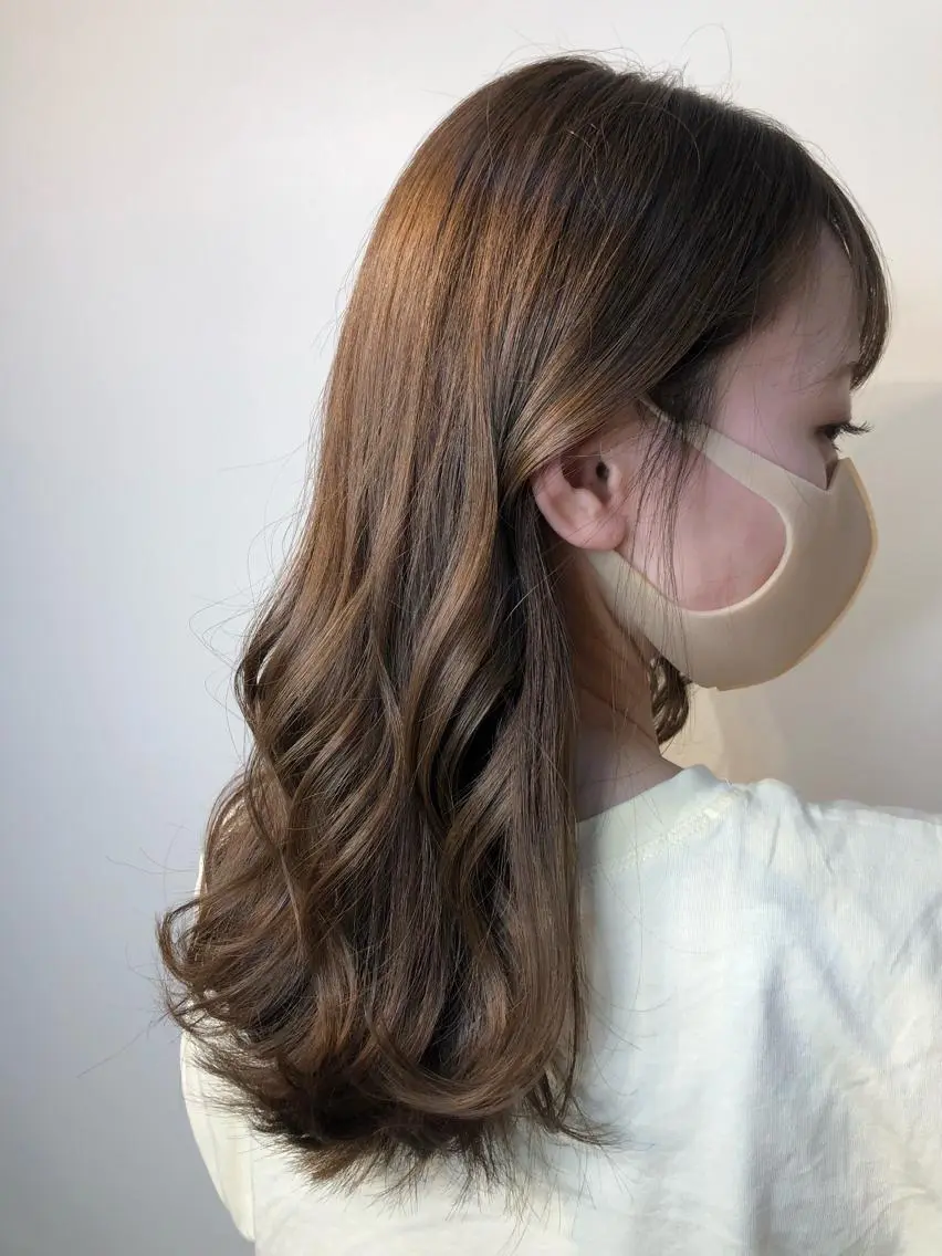 セミロング 髪質改善のプロ☘️ 二村祐輝のヘアスタイル