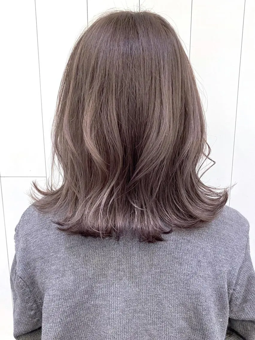 ミディアム カラー パーマ ヘアアレンジ ベージュカラー ラベンダーカラー ラベンダーベージュ ITbyALBUM 中野店のヘアスタイル