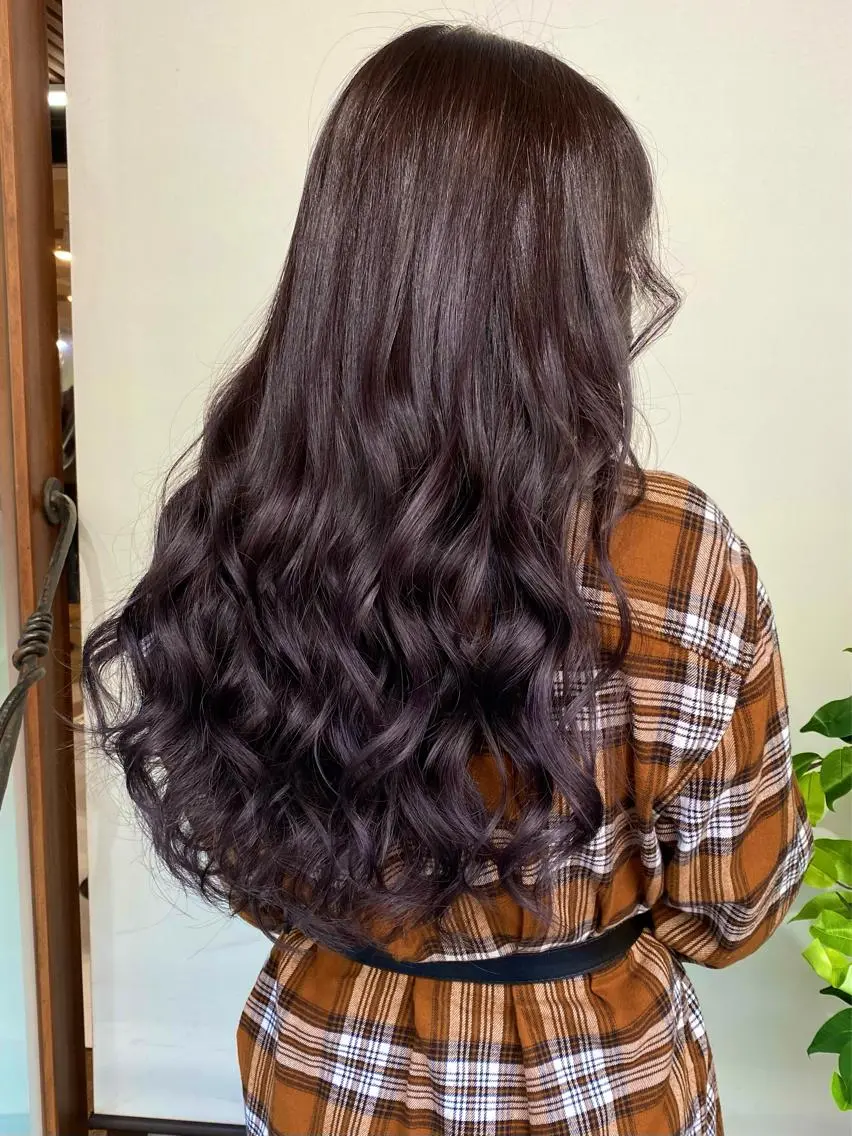 ロング カラー ブリーチ ブラウンカラー ピンクカラー ピンクブラウン 白髪ぼかし バレイヤージュ志鎌のヘアスタイル