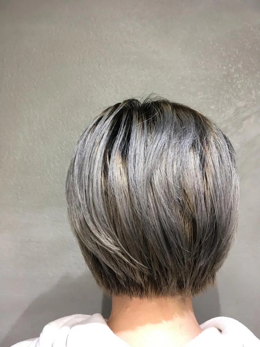 ショート カラー くまがい みゆ【edge.】のヘアスタイル