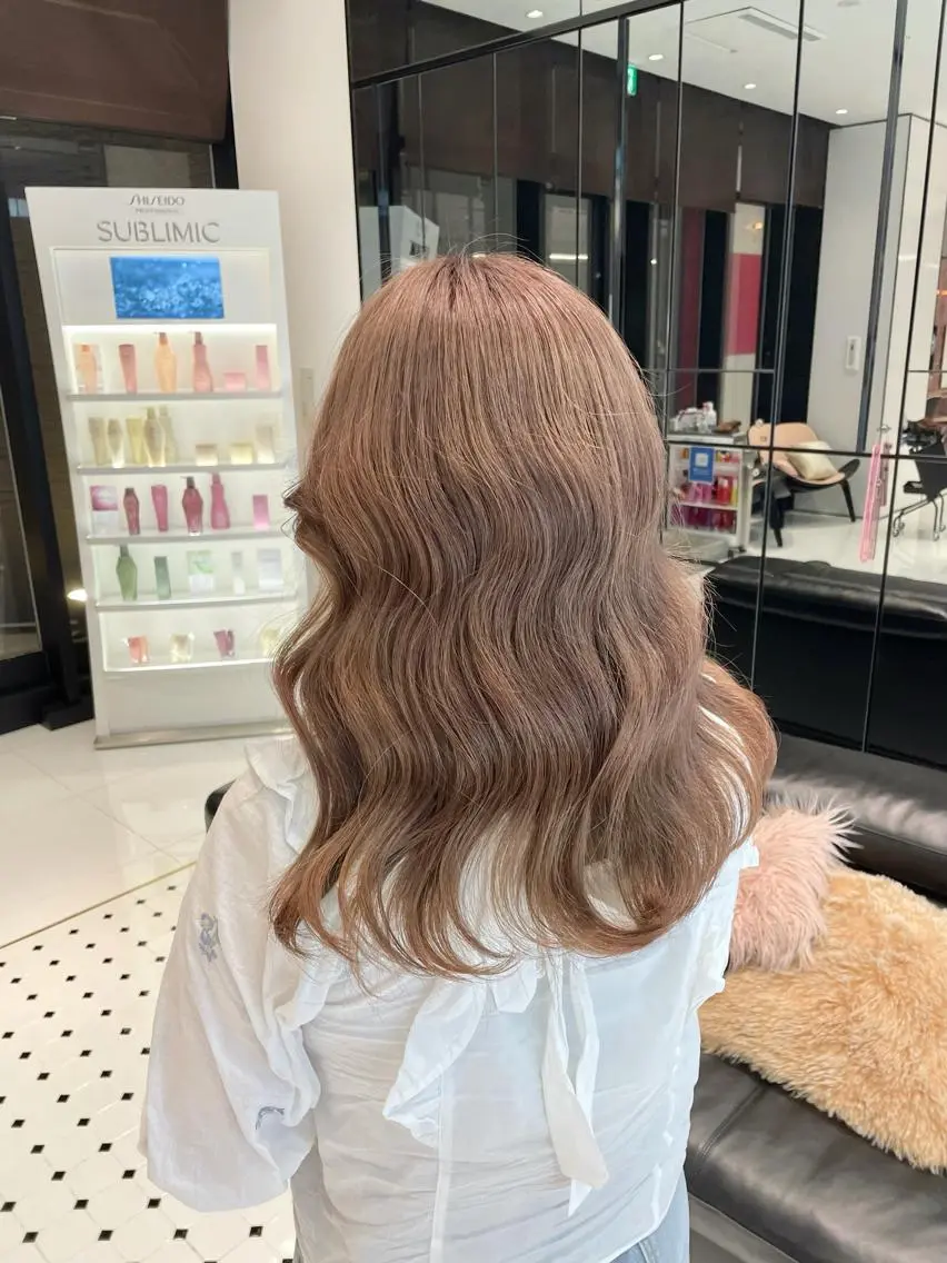 セミロング カラー ヘアアレンジ 🎀透明感カラー 韓国ヘア🎀mahoのヘアスタイル