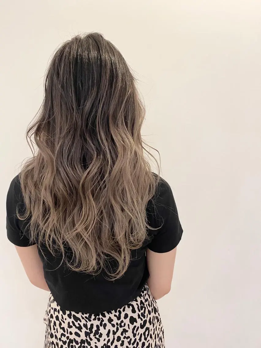 ロング カラー カット ヘアカラー エクステ シールエクステ×美髪 改善/ヨシモトカンジのヘアスタイル