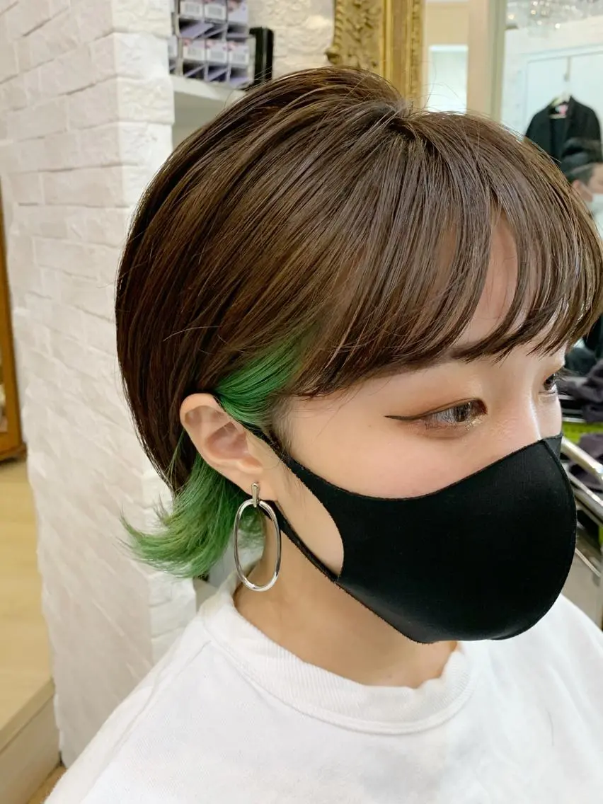 ショート カラー ウルフカット ヘアカラー Real me 鈴木のヘアスタイル