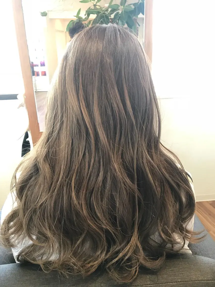 ロング 松本 俊樹のヘアスタイル