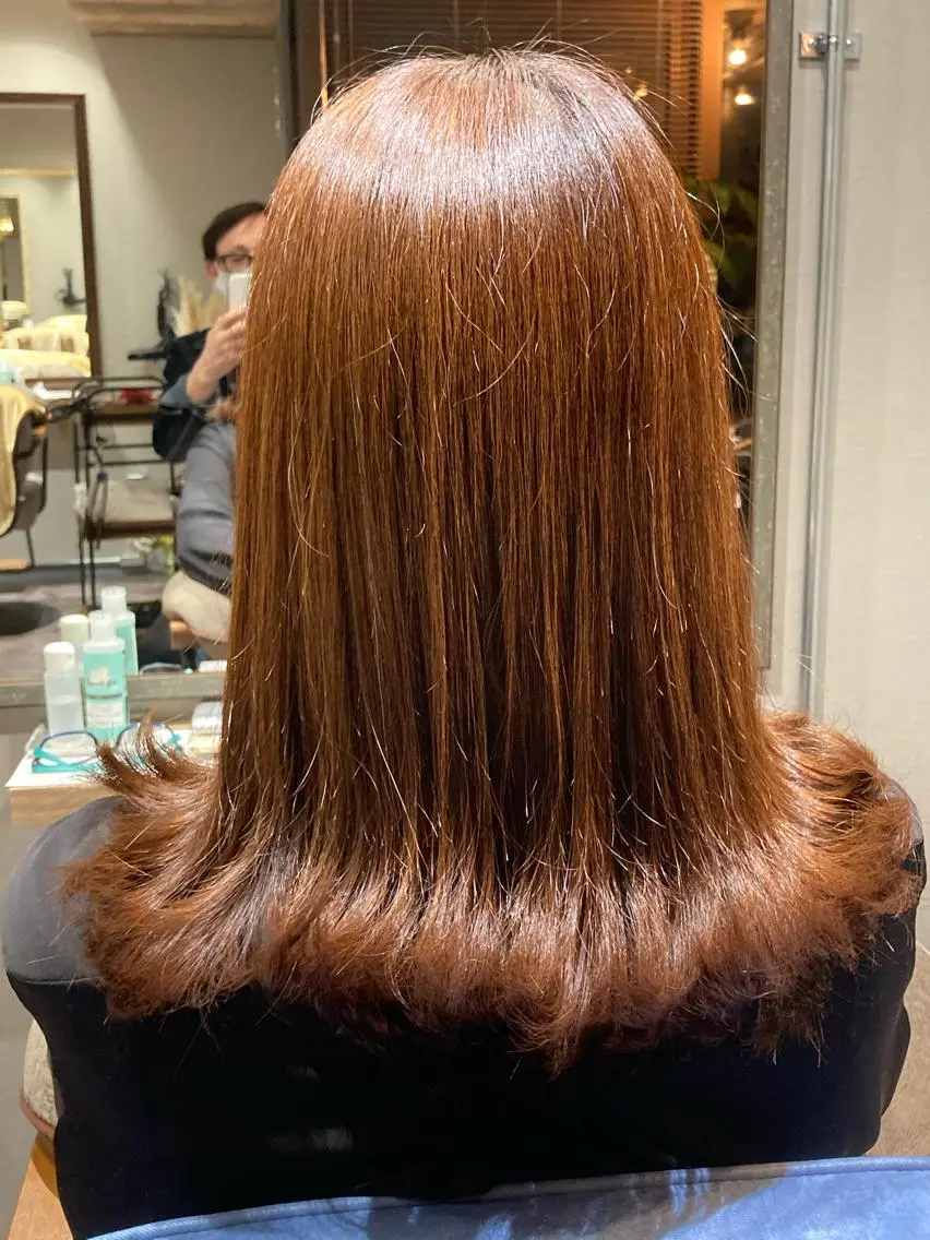 セミロング カラー アディクシーカラー 浅野 順一のヘアスタイル