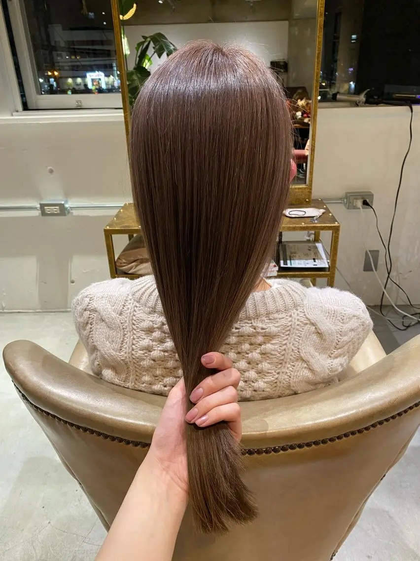 ロング カラー 聖 来のヘアスタイル