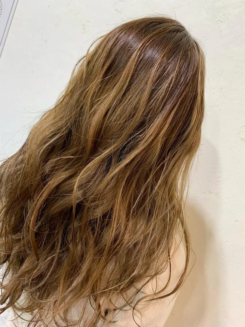 ロング カラー 天野 開のヘアスタイル