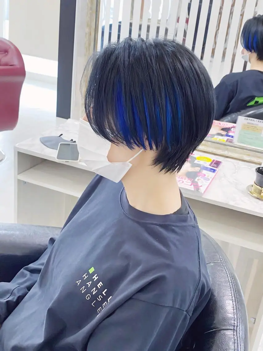 ショート カラー デザインカラー 似合わせカット YURI ✨のヘアスタイル