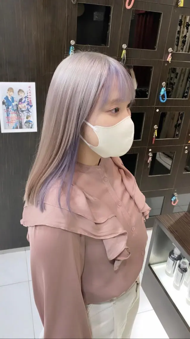 ロング カラー ベージュカラー バイオレットカラー ホワイトベージュ ヘアカラー トリートメント グレージュ達人/赤み 消し/ブリーチ/岩崎のヘアスタイル