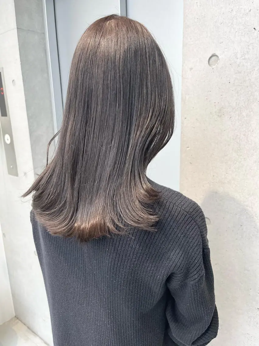 ミディアム カラー パーマ ヘアアレンジ トリートメント ヘッドスパ ヘアセット 透明感/オリーブ/ グレージュ/YUKAのヘアスタイル