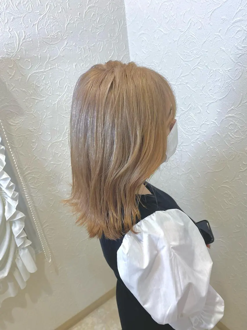 ミディアム カット ヘアカラー トリートメント 【ブリーチ特化】 山崎 悠樹のヘアスタイル