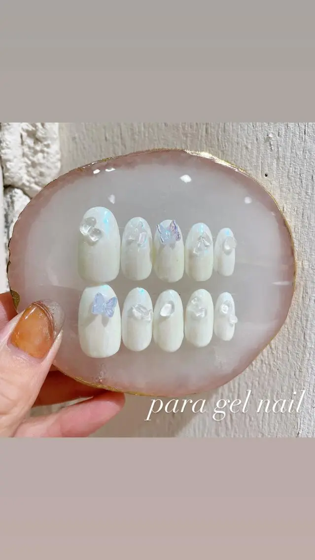 ネイル ジェルネイル パラジェル ハンドネイル 淡色ネイル 🎀moeのネイルデザイン