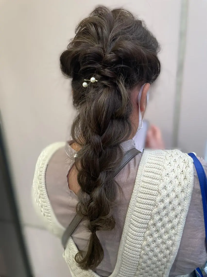ロング カラー ヘアアレンジ 河野 優希のヘアスタイル