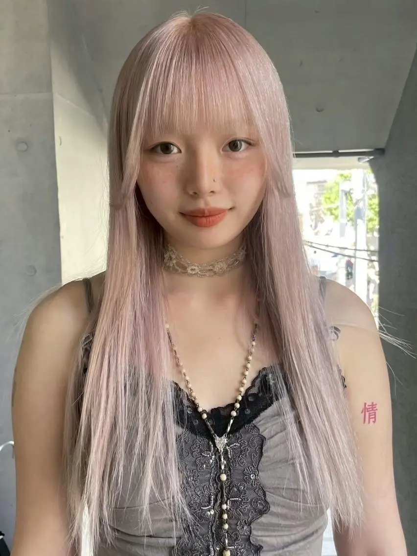 ロング ヘアカラー ARCANAブリーチ ダブルカラー🌟原宿のヘアスタイル