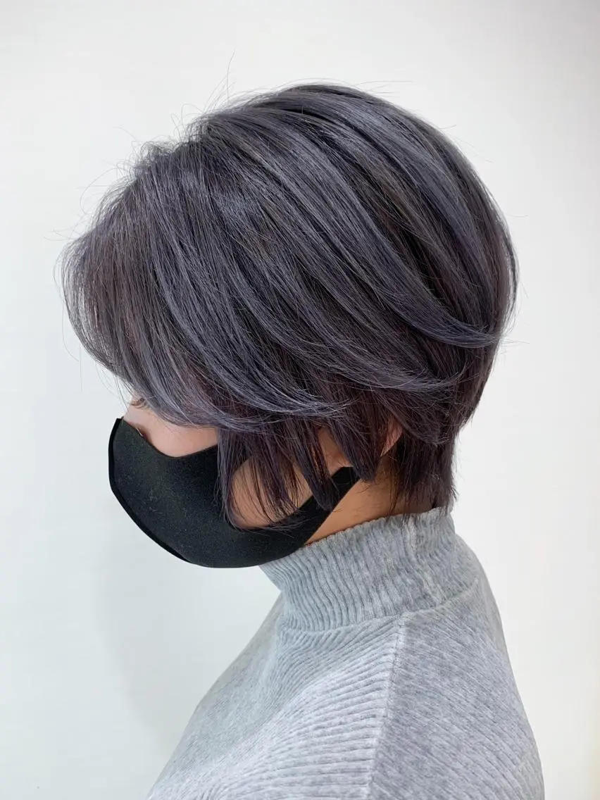 ショート カラー 薄田 珠美のヘアスタイル