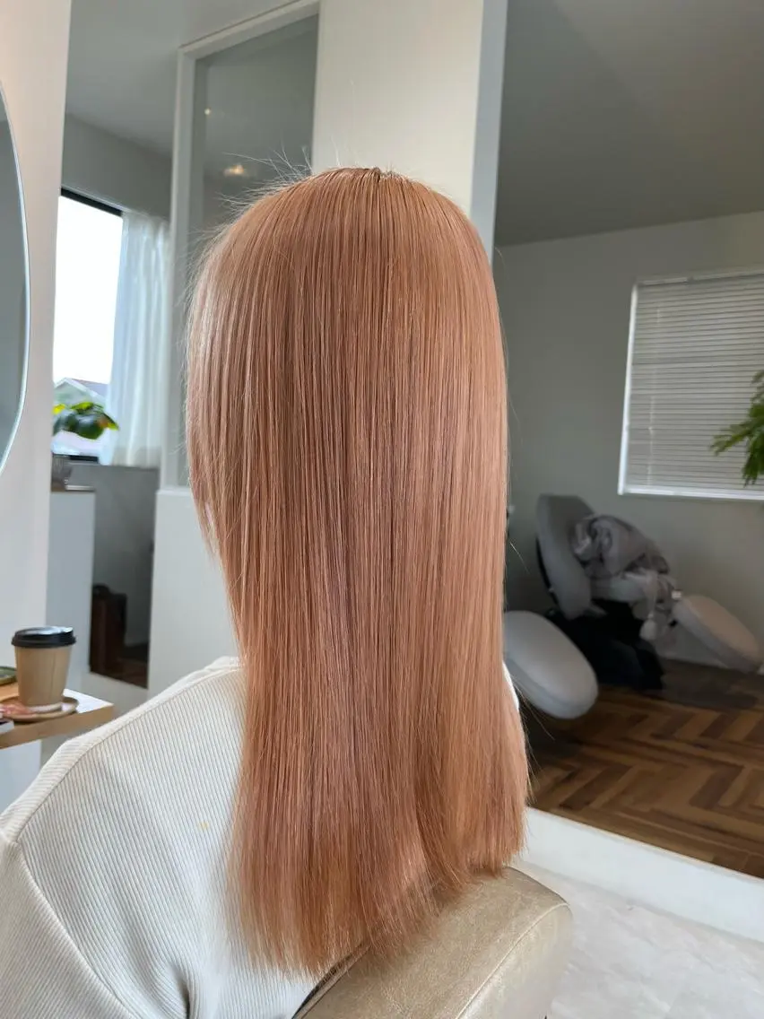セミロング ヘアカラー 加藤 明香里のヘアスタイル