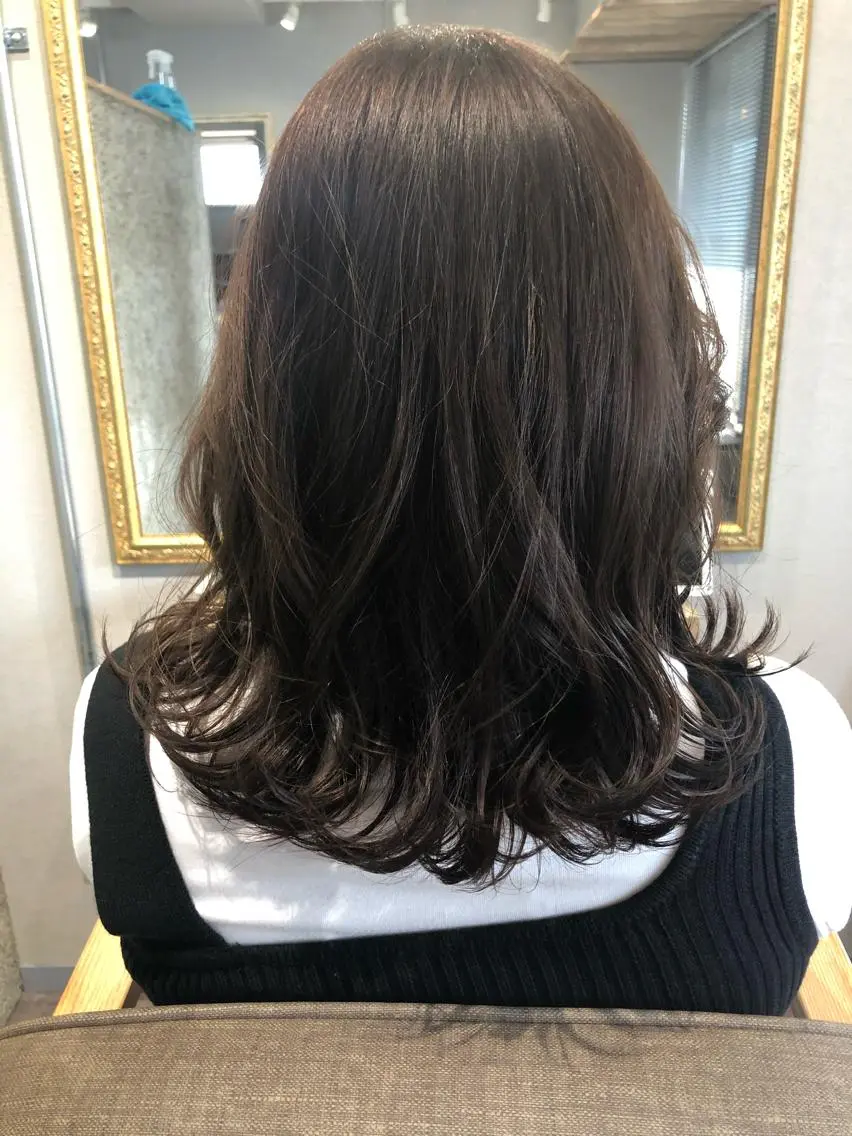 ミディアム カラー アッシュ イルミナカラー 北崎 えりのヘアスタイル