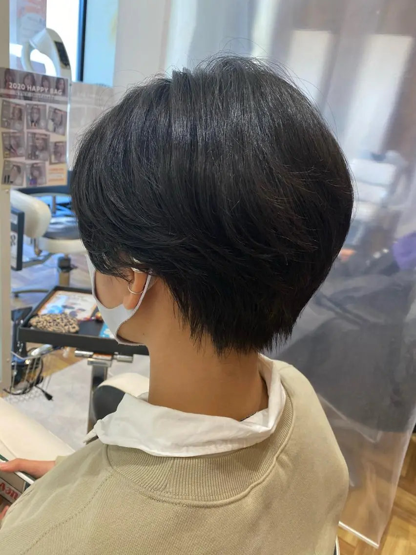 ショート ハンサムショート ショートヘア カット 高木 麻知子のヘアスタイル