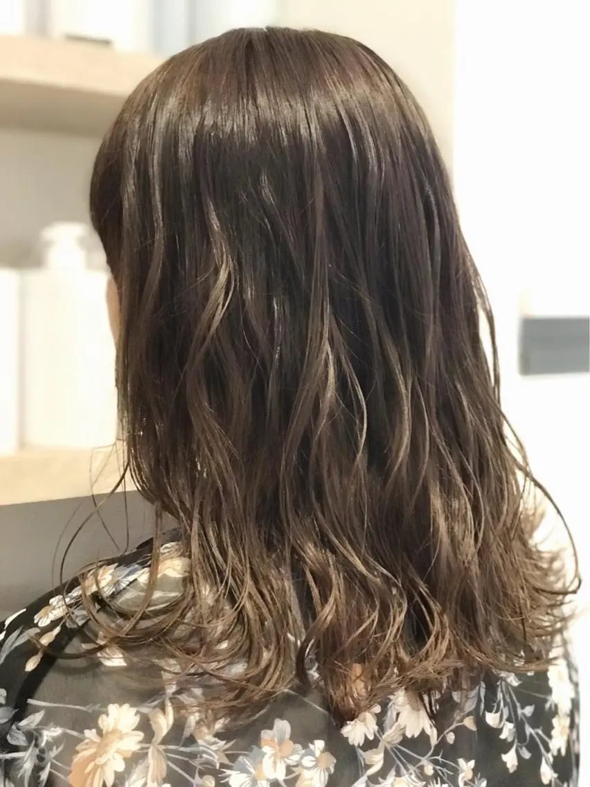 セミロング カラー ベージュカラー 透明感カラー 由比藤理子 ブリーチカラー🌈のヘアスタイル