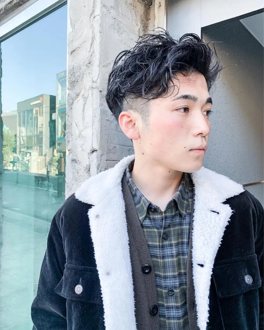 ショート パーマ ヘアアレンジ メンズ カット パーマ トリートメント メンズスタイル ly本厚木のヘアスタイル