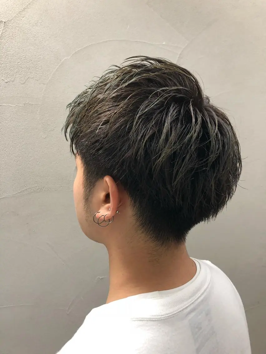 メンズ マッシュ 刈り上げ カット ⭕️メンズパーマ⭕️ 山口 裕太郎のヘアスタイル