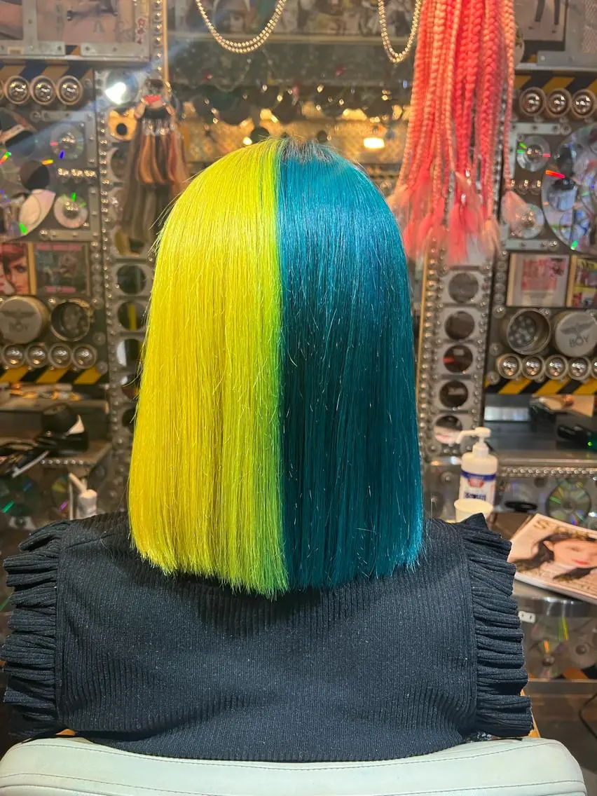 ミディアム カラー KOYA ｺﾔのヘアスタイル