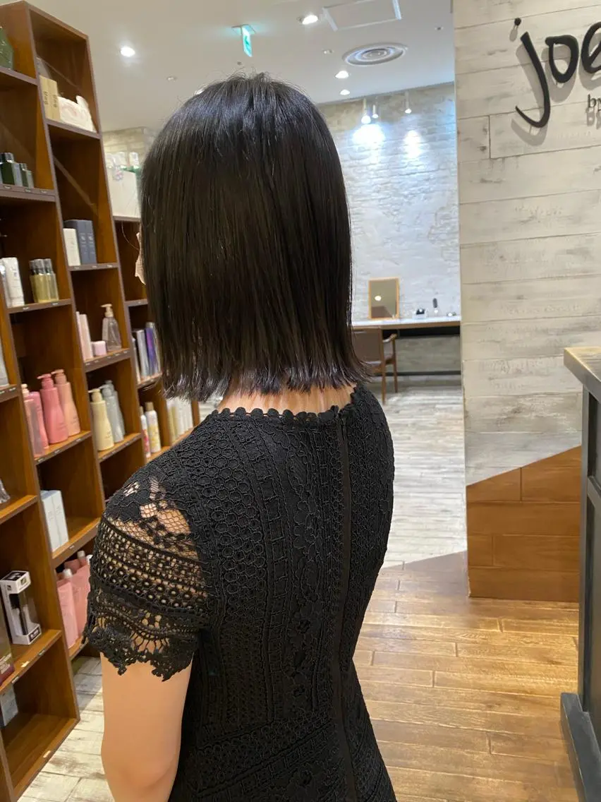 ミディアム 切りっぱなしボブ ボブ 栗原 瑞稀のヘアスタイル