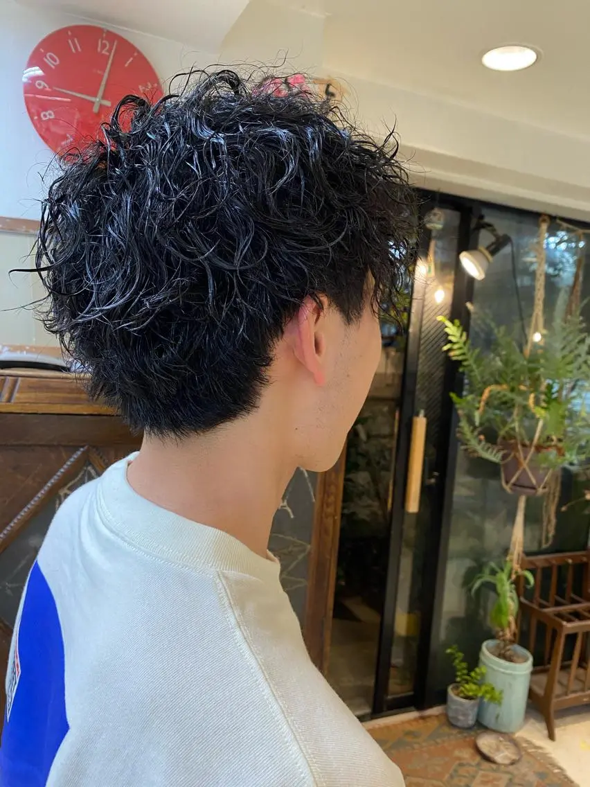 ショート パーマ メンズ カット パーマ トリートメント Moca 〰️のヘアスタイル
