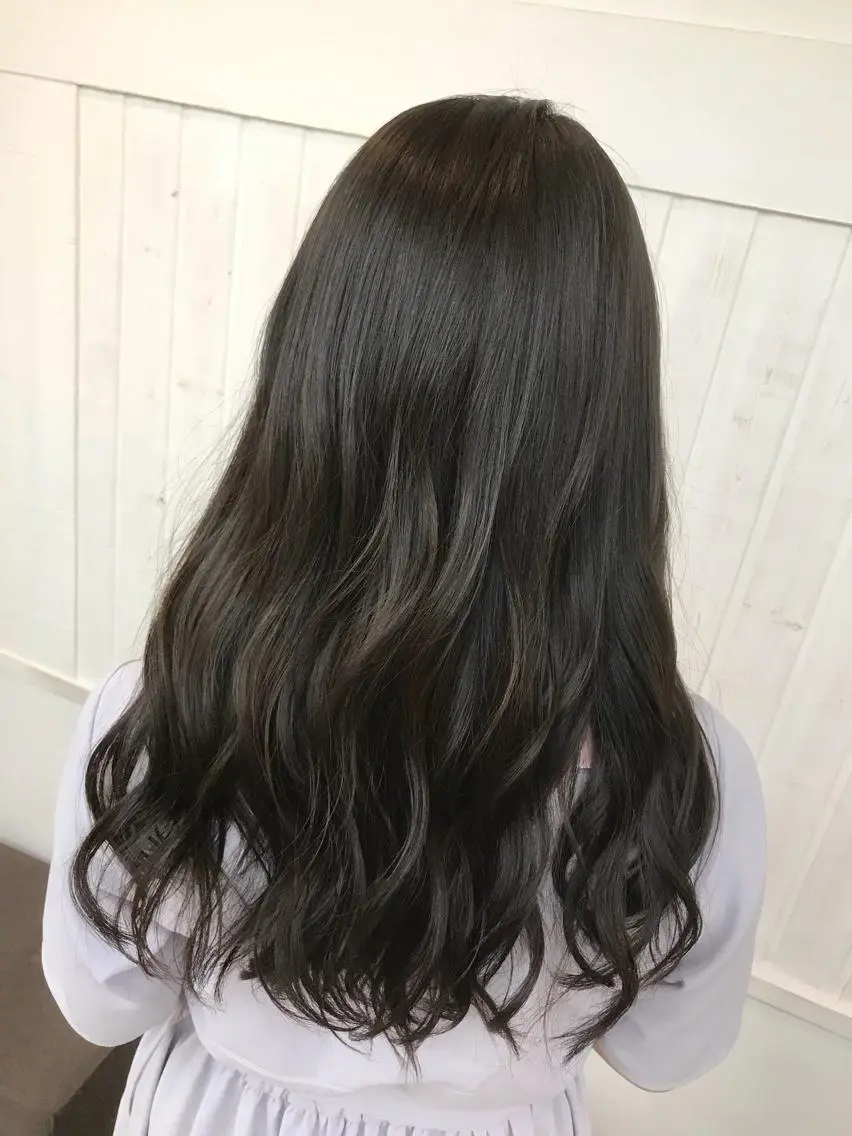 セミロング カット ヘアカラー トリートメント 永井 貴之のヘアスタイル