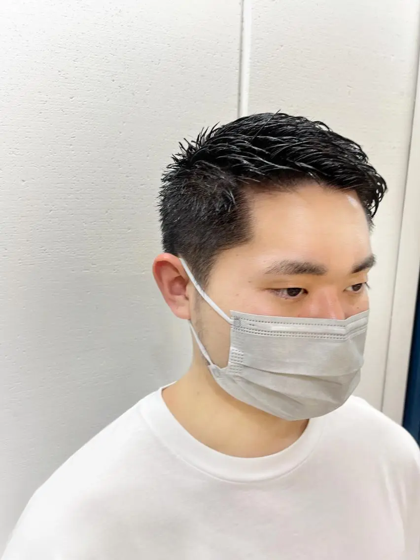 ショート カット 杉本 直樹のヘアスタイル