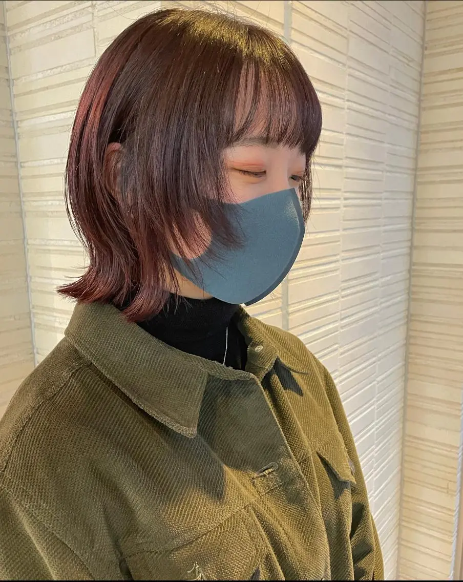 ミディアム カラー レイヤーカット ウルフカット ウルフレイヤー カット ヘアカラー yajima Moemiのヘアスタイル