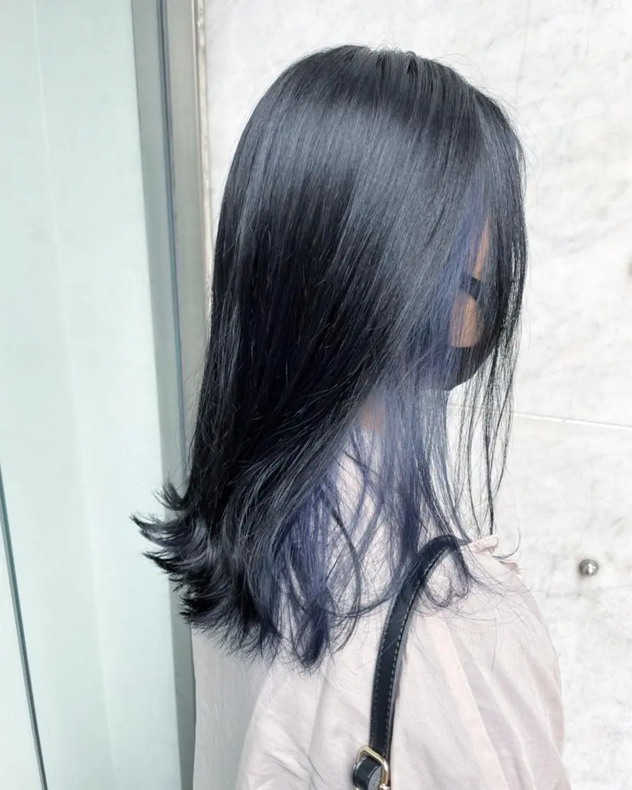 セミロング カラー ブルーカラー ネイビーカラー RU RIのヘアスタイル