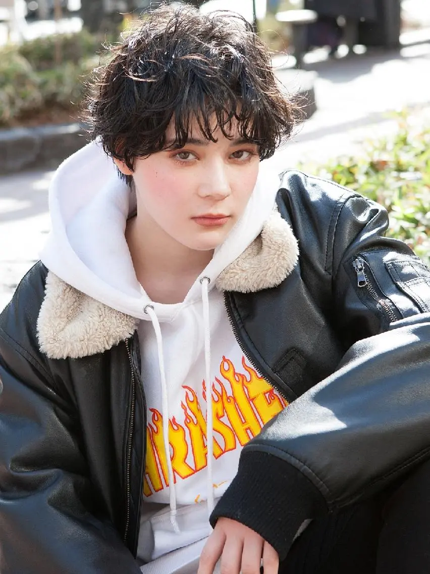 ショート パーマ 宇賀治 智のヘアスタイル