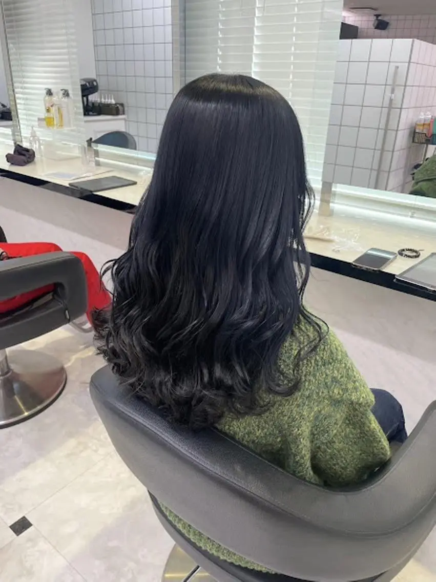 カラー 🪞official FRUITS渋谷🩰のヘアスタイル