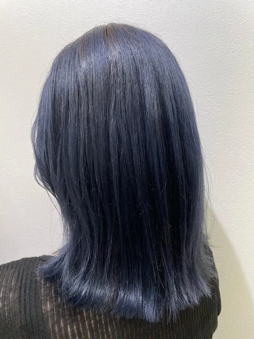 カラー 渡部凌我 小顔ウルフ ハイトーンカラーのヘアスタイル