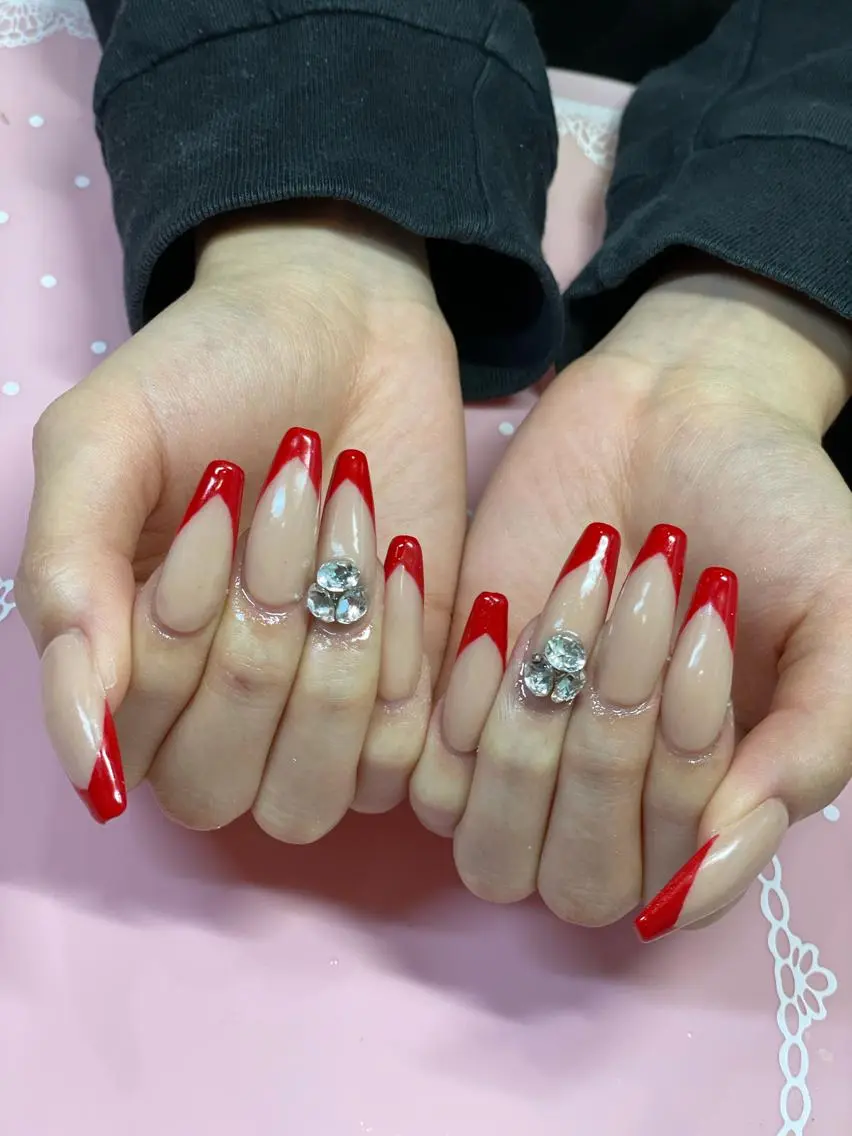 ロング ネイル フレンチネイル ハンドネイル 《LB》ラブリエ Nail&eyeのマツエク・マツパデザイン