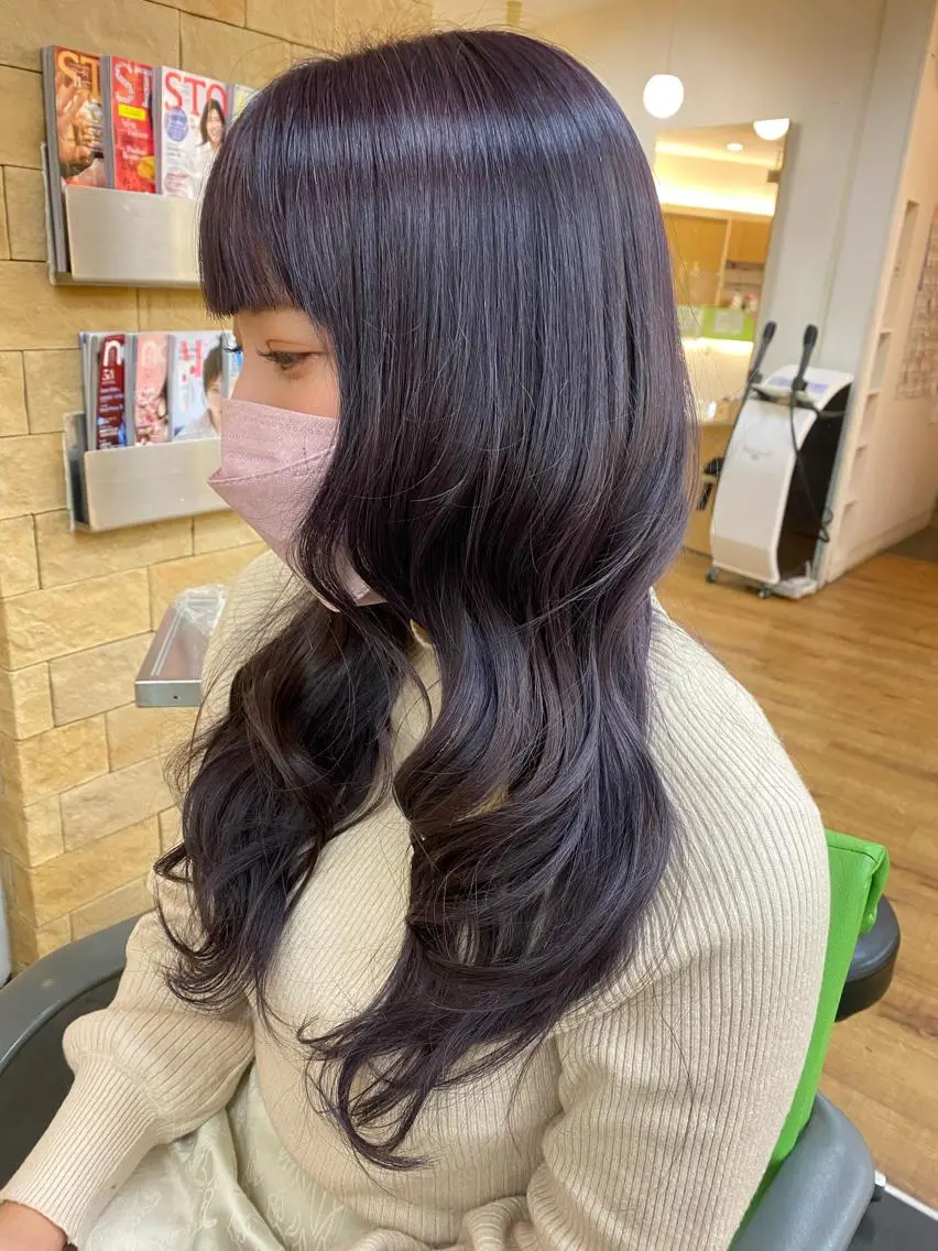 ロング カラー ブリーチ ケアブリーチ ラベンダーカラー ラベンダーピンク ピンクカラー 宇賀 芹加のヘアスタイル