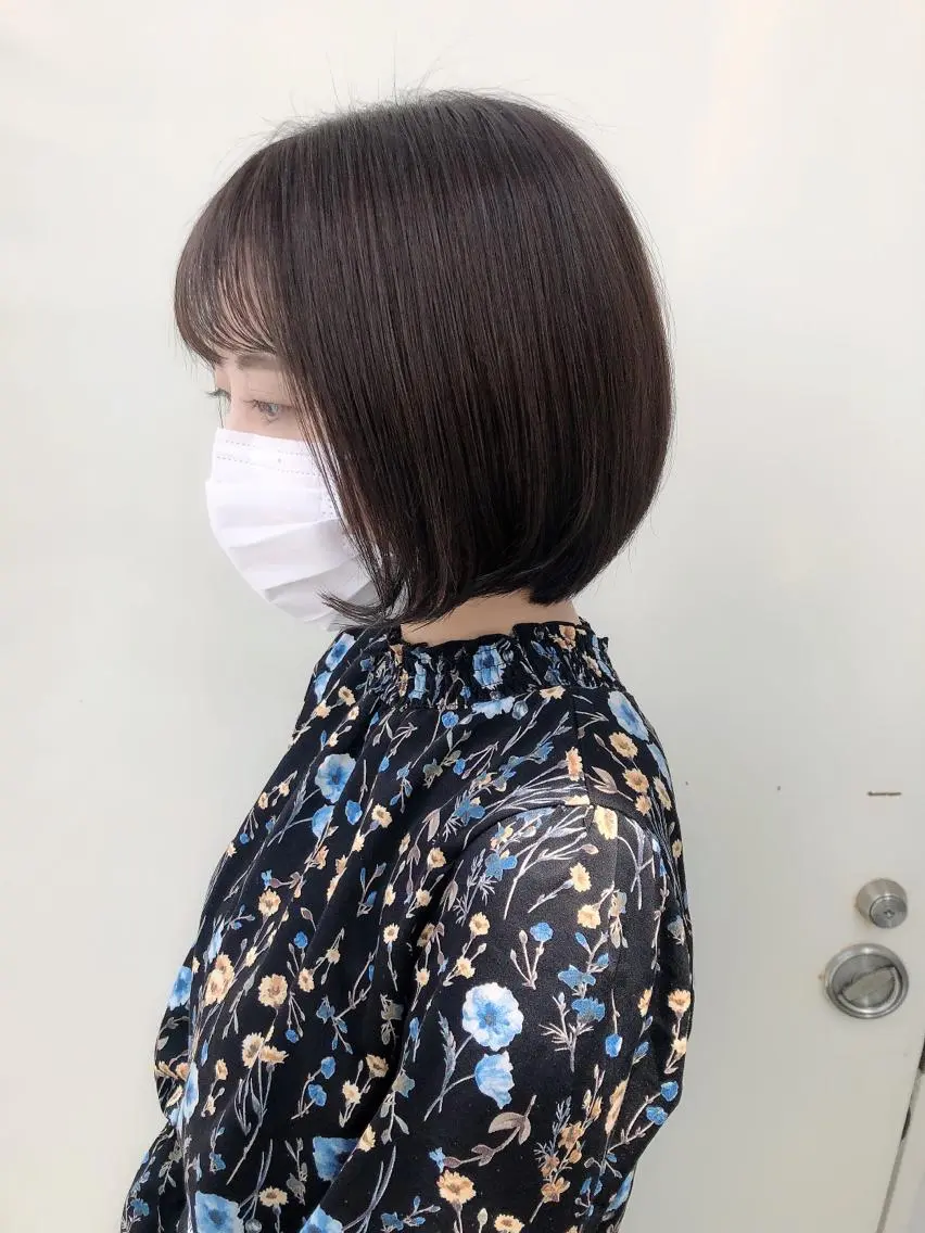 ショート カラー ヘアカラー トリートメント 韓国🇰🇷レイヤー 映える顔周り🩷のヘアスタイル