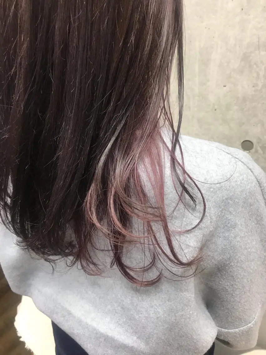 セミロング カラー ヘアアレンジ インナーカラー Satsuki ✂︎♡のヘアスタイル