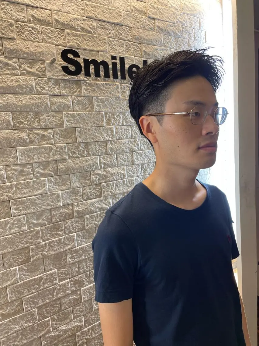 メンズ アップバング 金久保 遼のヘアスタイル