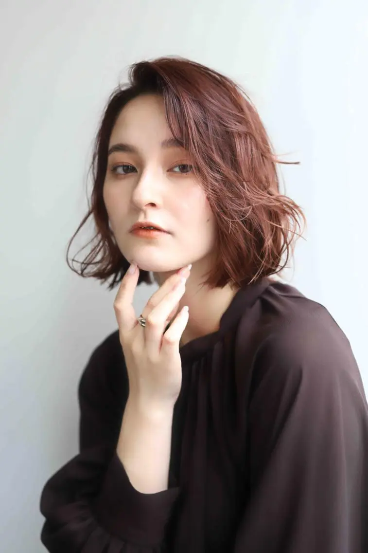 ミディアム カラー ブリーチ ケアブリーチ ダブルカラー イヤリングカラー ハイライトカラー カット ヘアカラー トリートメント N° il duca 札幌のヘアスタイル