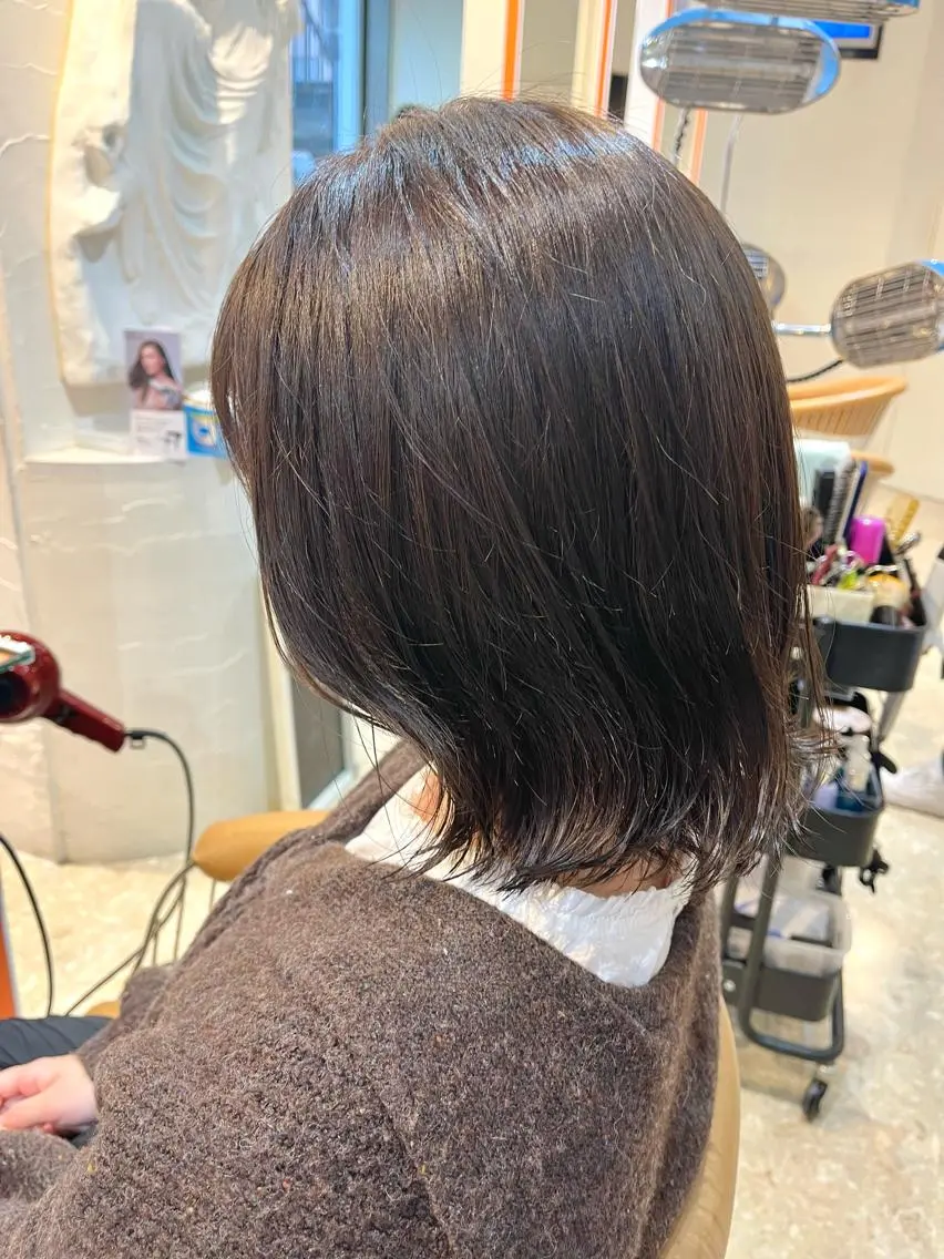 ミディアム カラー カット ヘアカラー うしだ かおるのヘアスタイル