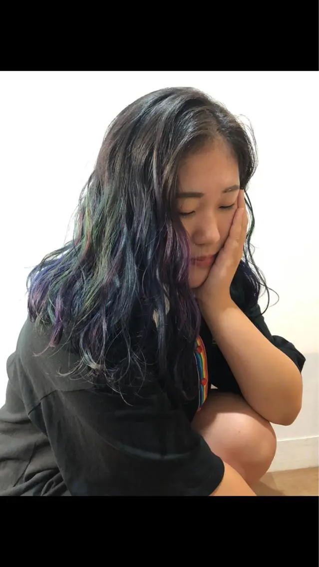 ロング カラー ユニコーンカラー MIYU💋💖 〈XENA渋谷本店〉のヘアスタイル