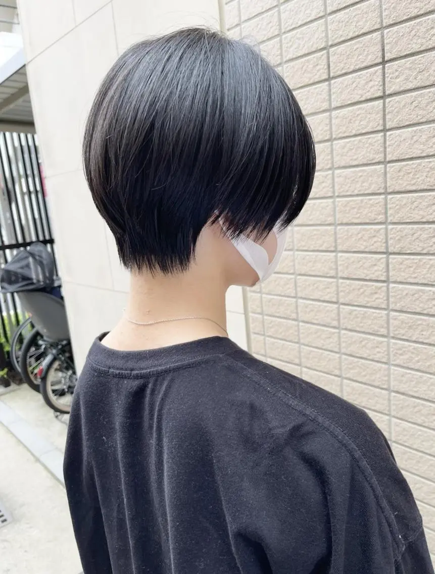 ショート ンジハ えみのヘアスタイル