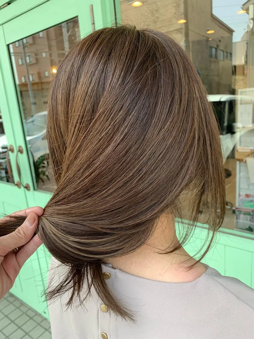 ロング カラー ハイライトカラー ハイライト ヘアカラー トリートメント schon 仙台のヘアスタイル
