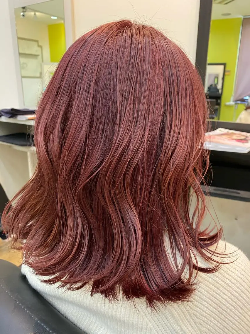 ミディアム カラー ピンクカラー レッドカラー wa daのヘアスタイル