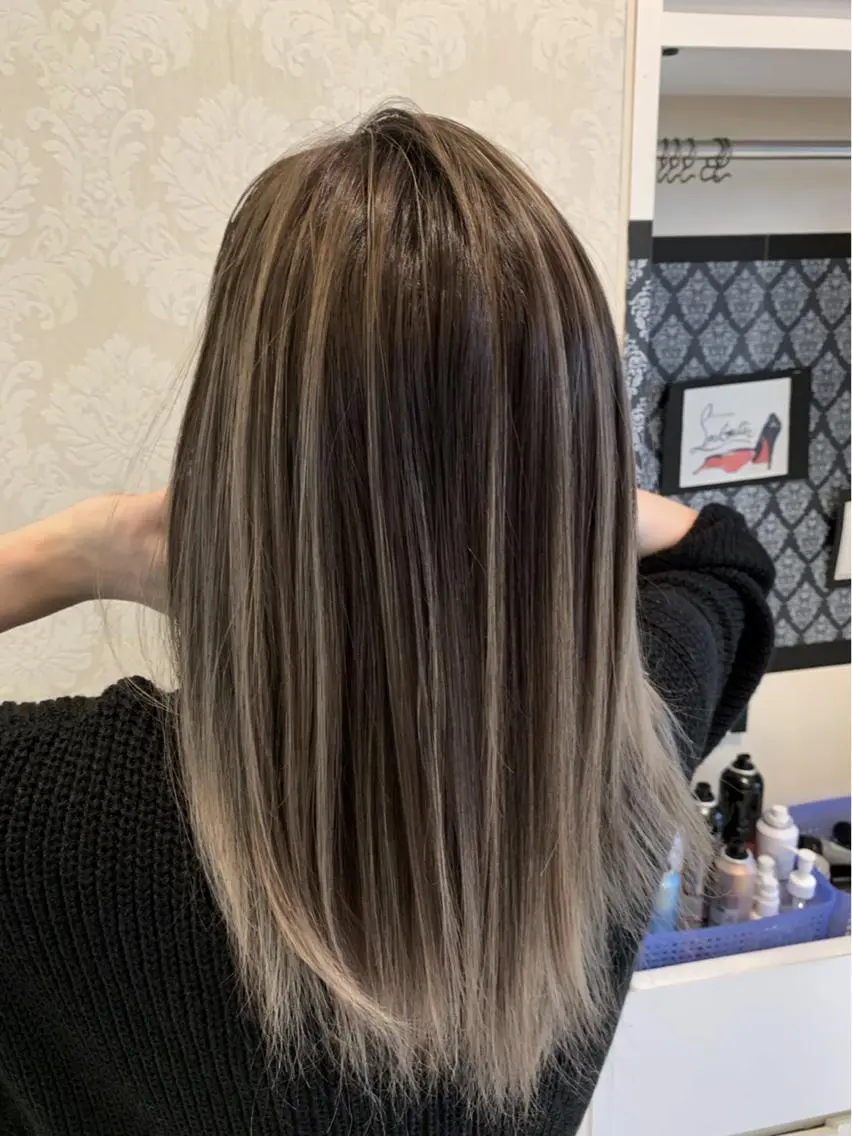 セミロング カラー EARTH石巻店 尾形  裕のヘアスタイル
